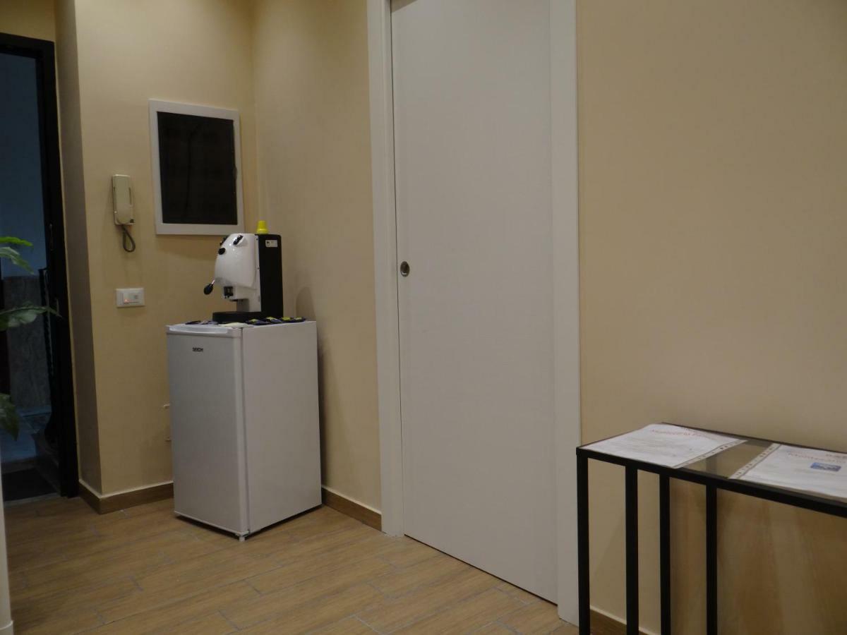 Bed and Breakfast Montecarlo Palace Palermo Exterior foto