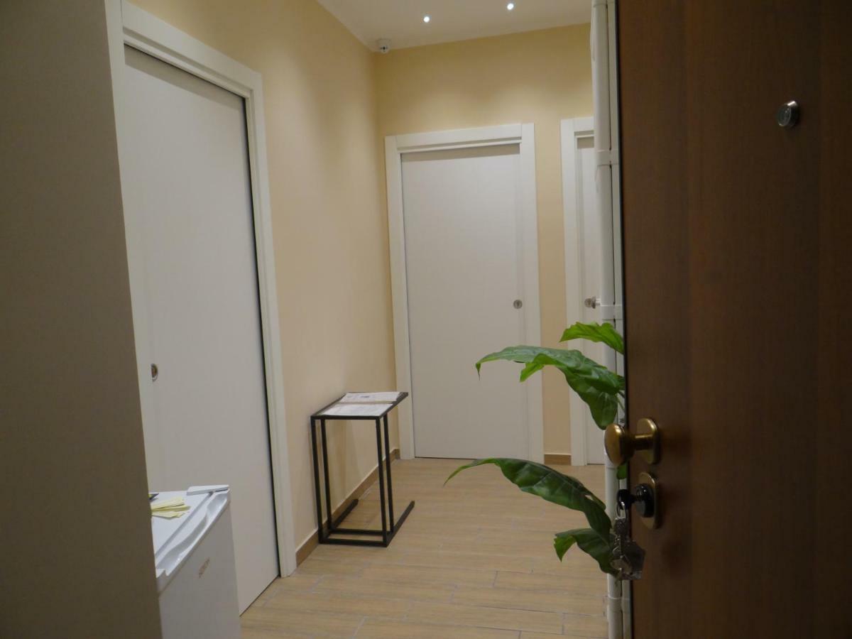 Bed and Breakfast Montecarlo Palace Palermo Exterior foto