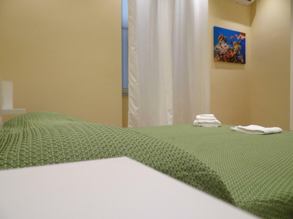 Bed and Breakfast Montecarlo Palace Palermo Exterior foto