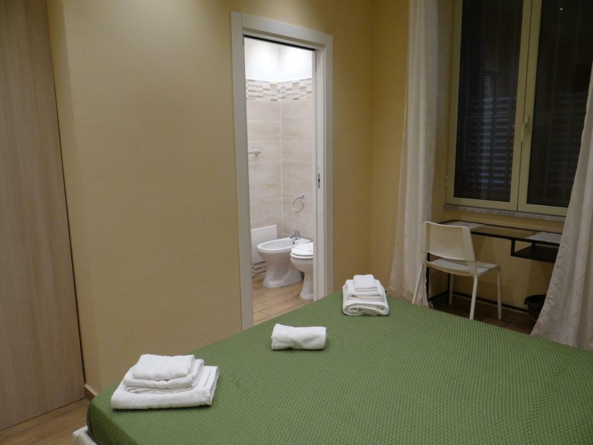 Bed and Breakfast Montecarlo Palace Palermo Exterior foto